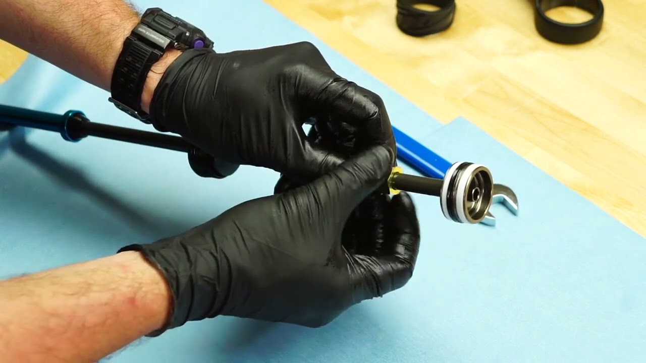 Manitou Dorado Expert and Pro Air Spring Leg Service