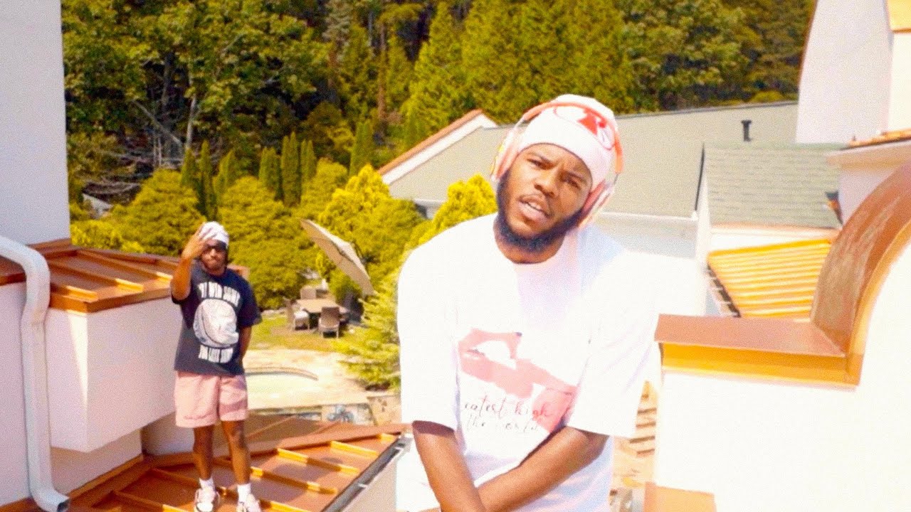 Chrisnxtdoor - Scummy B*tch ft. JON (Official Music Video)