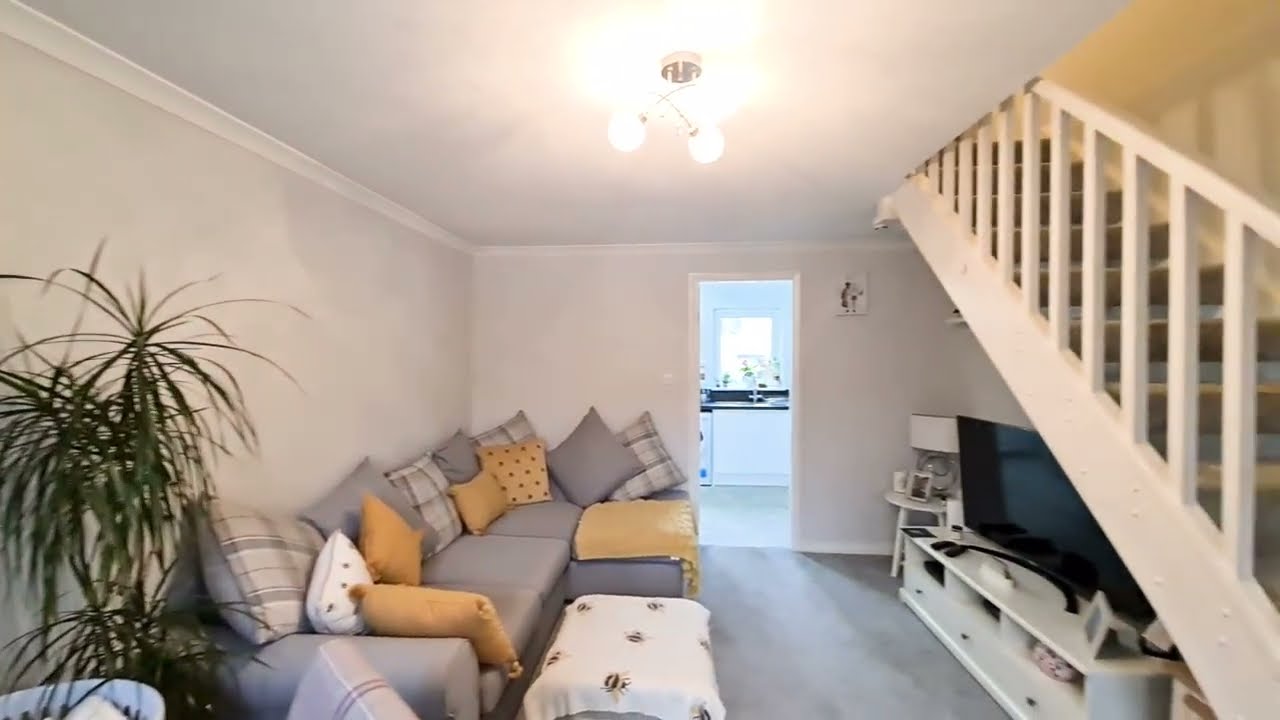 39 Hermitage Drive, Perth, Perthshire, PH1 2JT