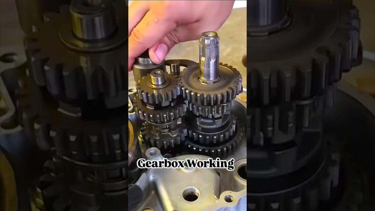This is how bikes engine gearbox works 💀 | how bike engine works | how motorcycles engine assembles