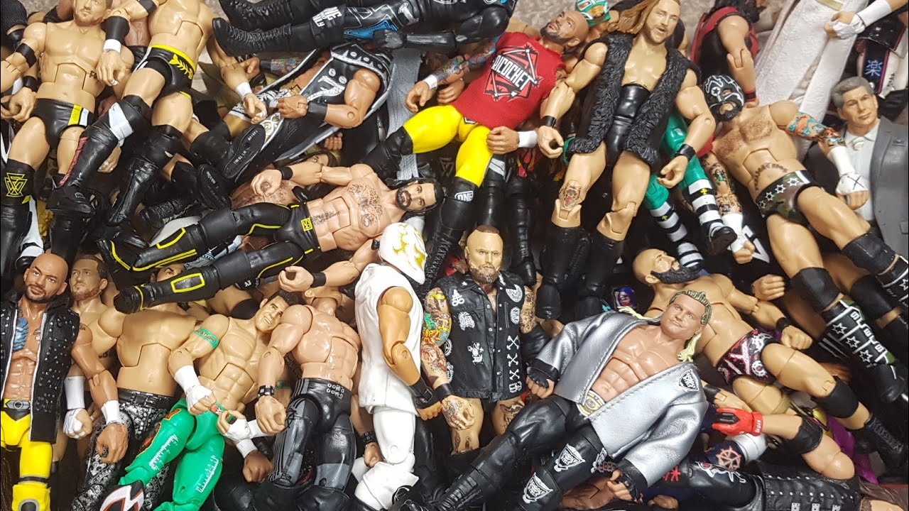 HUGE BOX OF RARE WWE ELITE FIGURES!