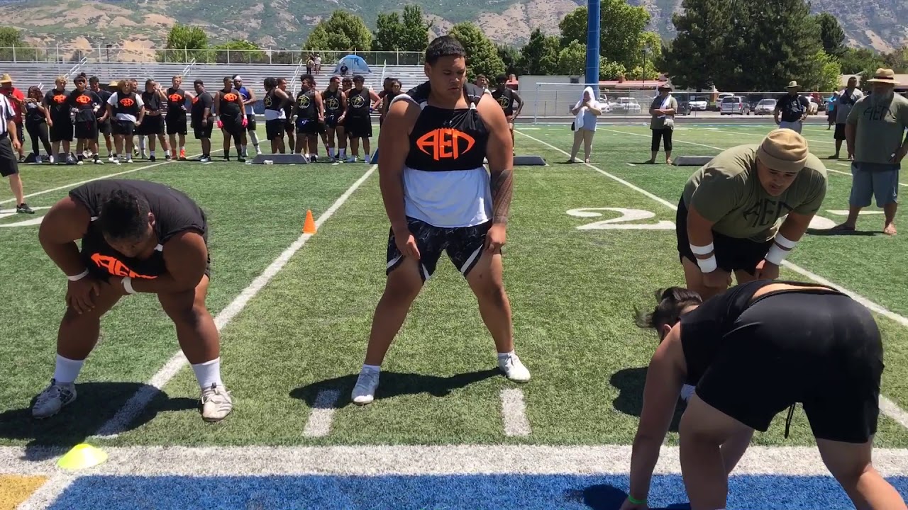 Watch 2022 4-star OL prospect Dave Iuli compete are the Giant Skillz showcase in Utah
