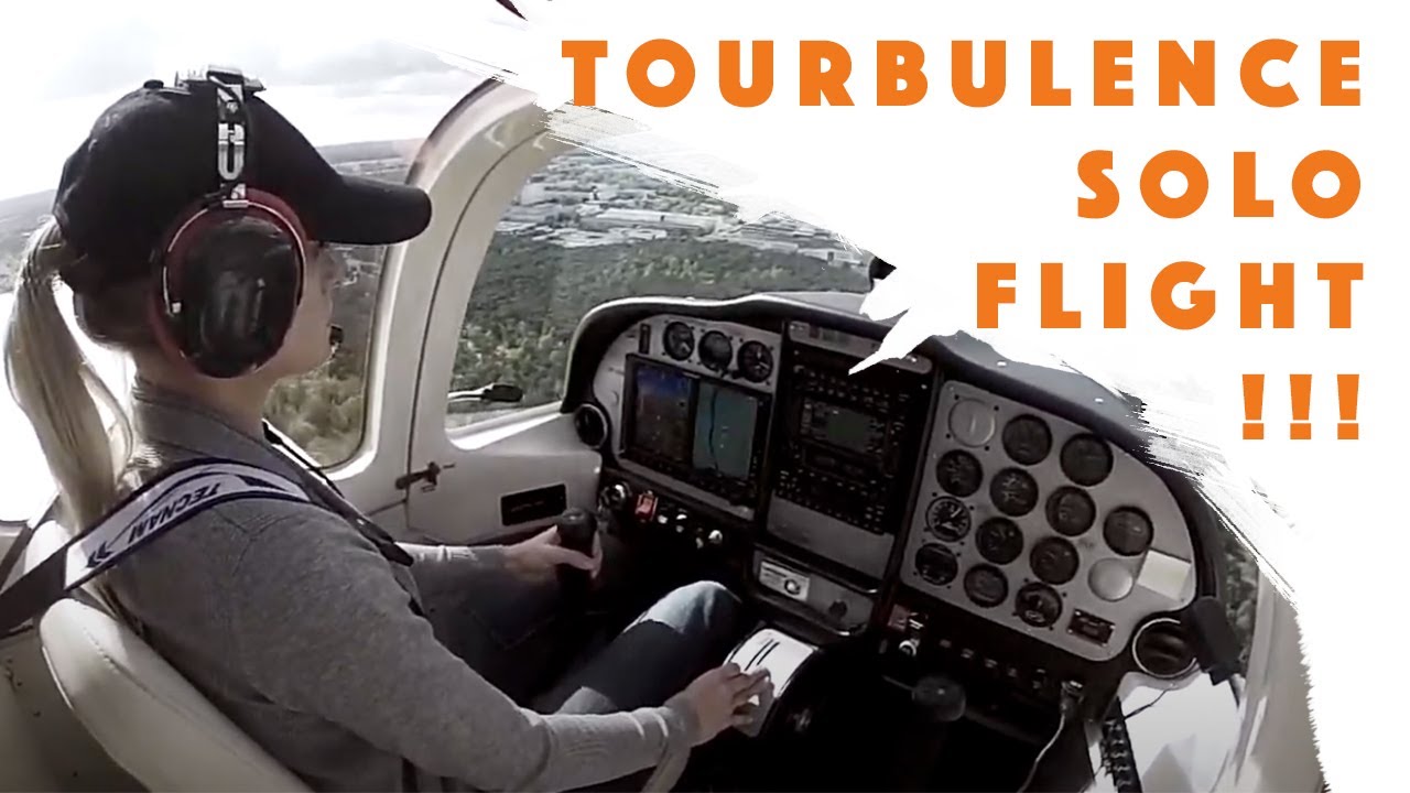Woman landing in EPTO | Solo Flight | Tecnam 2002 | Aviation
