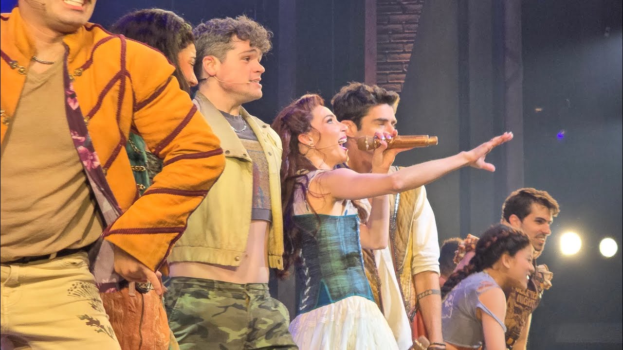 & Juliet Broadway “Can’t Stop The Feeling” + Bows | 8/27 Matinee | Cassie Anne