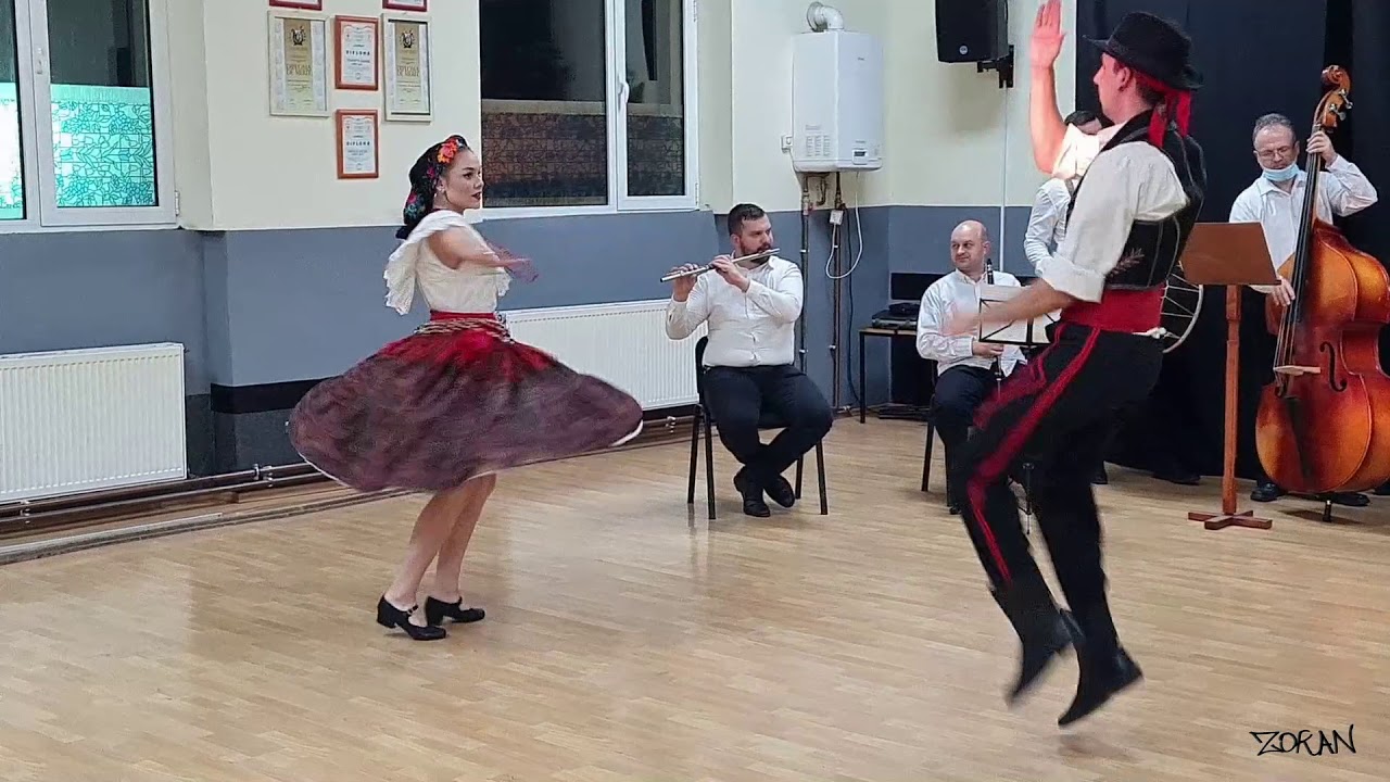 Folklorni ansambl Doma kulture 
