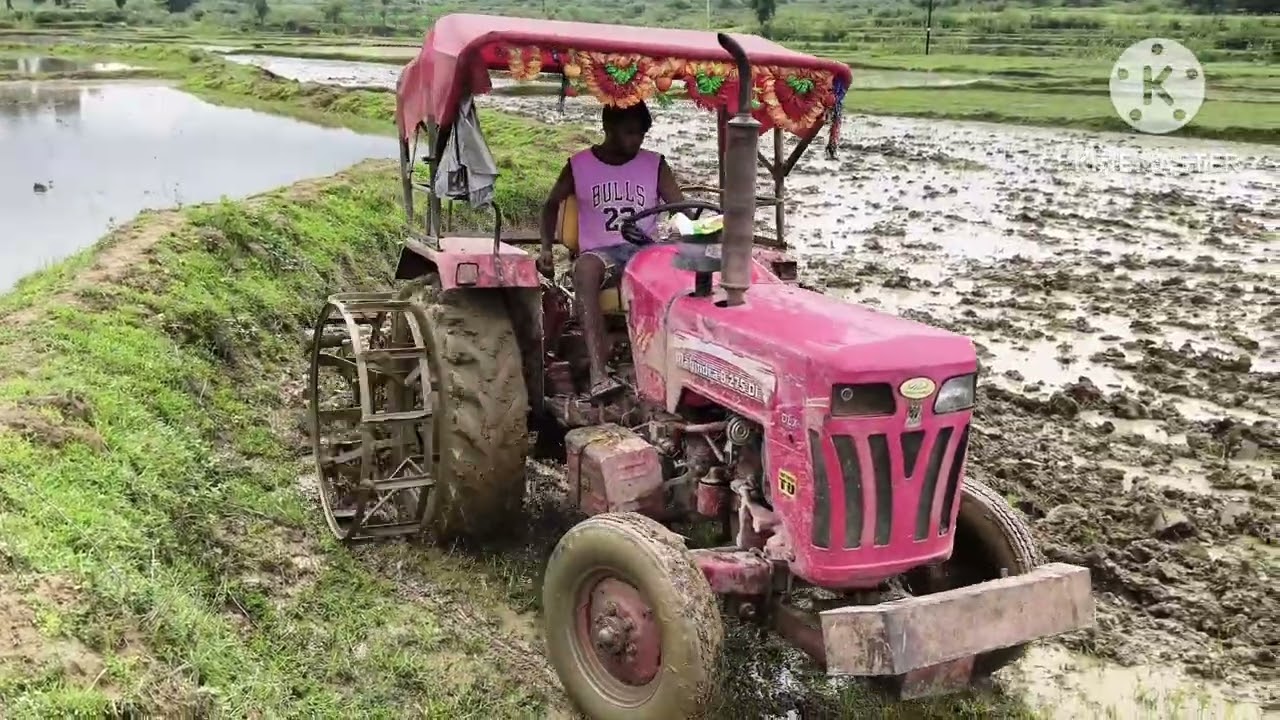 Khet ka mitti hi kharab hai || Tractor ko chlne hi ny de rha hai new tyre hone ke baad || #mahindra