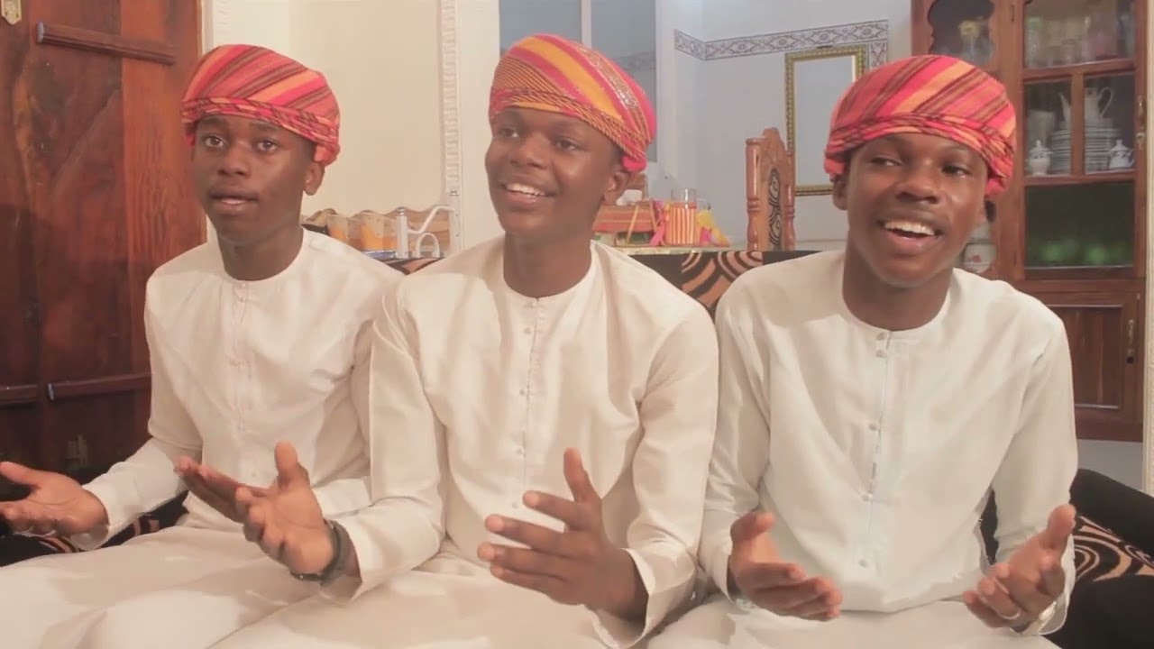 Chozi la Ndoa Ni Kasida iloliza watu kutoka Almadrasat Nasrul Islamia ( official vedio)