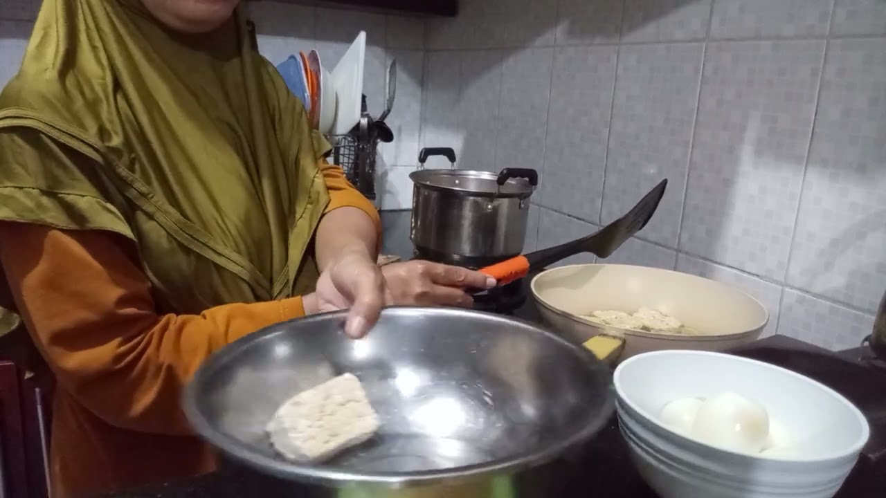Hari ini masak labu Siam  sama tau