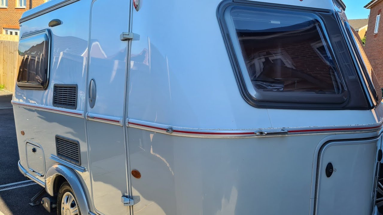 I bought a Retro Caravan! Eriba Familia 320 2012 model