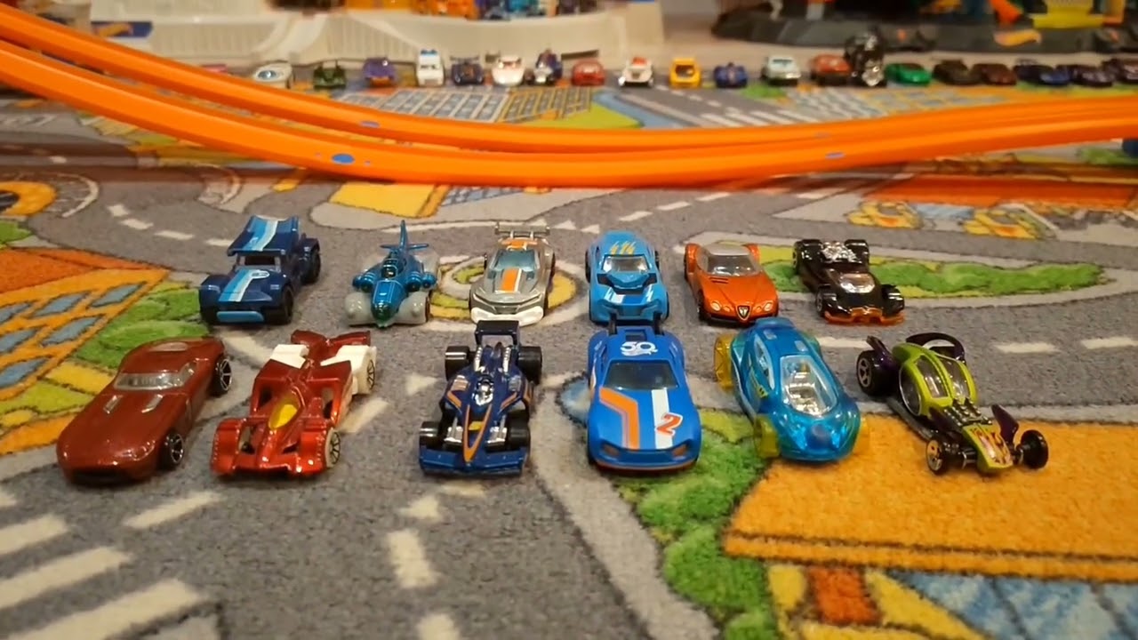 Турнир Hot Wheels 16: Рождественская гонка с перевозкой припасов 🚘🎄🌟