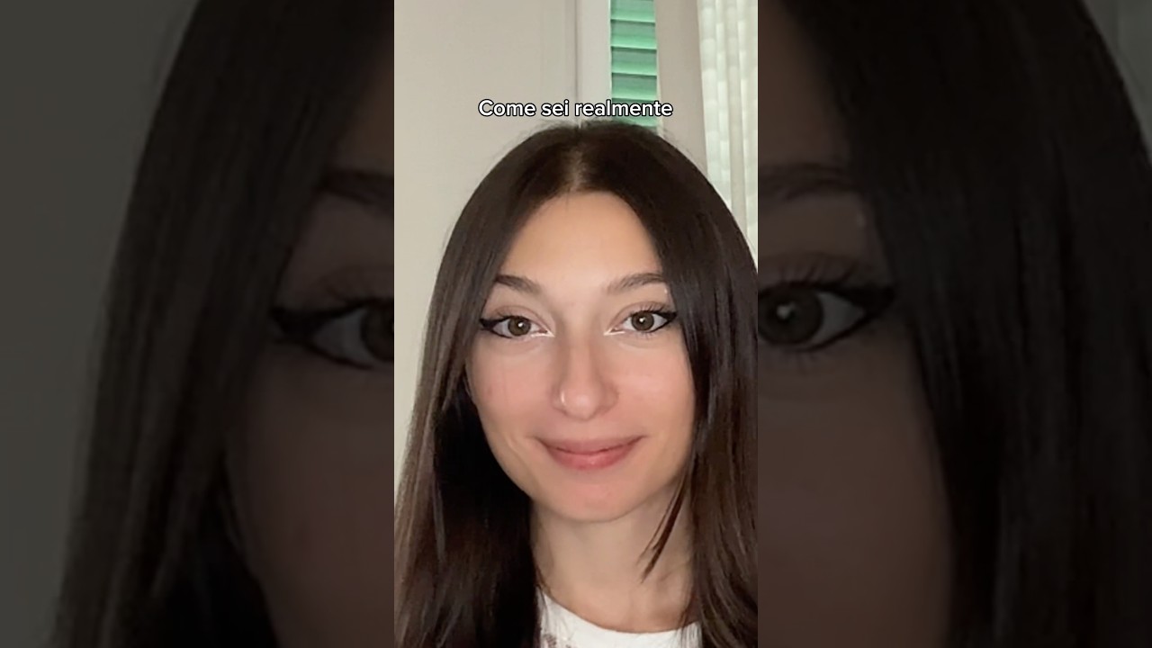 Come le persone ti vedono in videochiamata vs come sei realmente