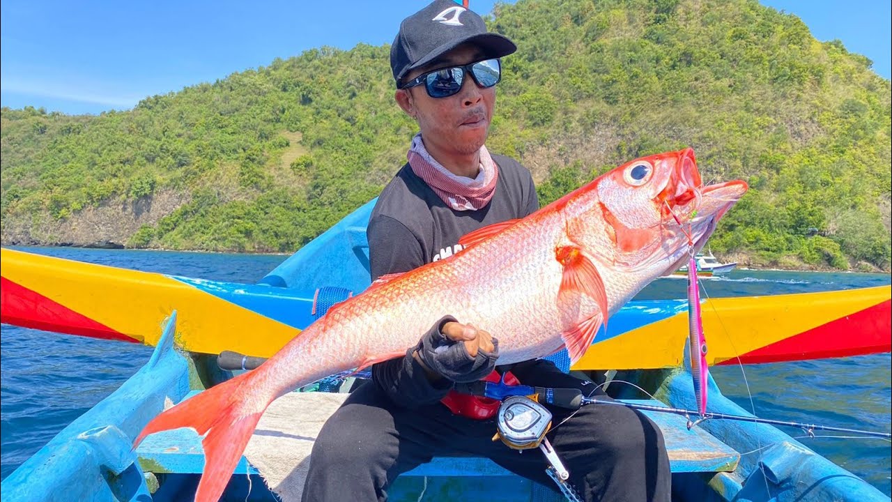 ( Nusa Penida Bali) Jigging dalam 180-200m lumayan bikin pegal pinggang dan tangan oleh babon ini...