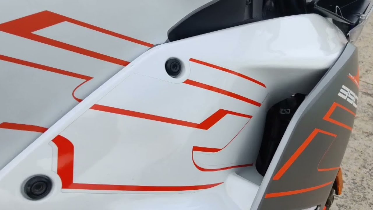 Brand New KTM RC 390 Bs6 Metallic Silver Full Status