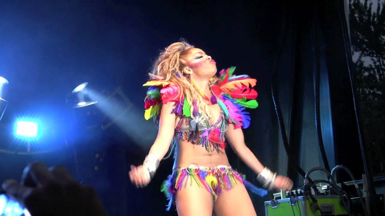 The Lady Shabazz - Run The World - Beyonc&eacute; - Atlanta Starlight Cabaret Drag Queen Show 2011