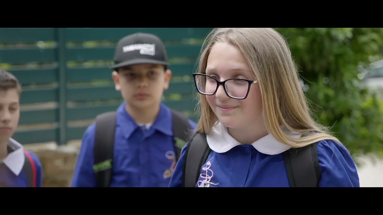 San Mango Piemonte - Piccoli Gesti | Cortometraggio School Movie