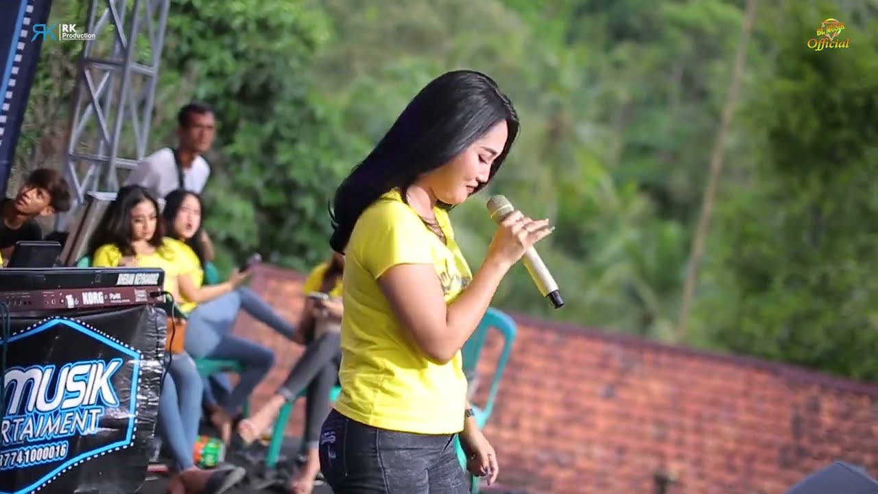 SAMA JAHATNYA - COVER DIANA VANESSA BL MUSIK LIVE IN HANJUANG MUNCANG ( Ini Nyanyi Apa Curhat )