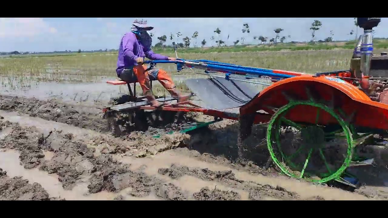 ผานไถนา4จาน TTK  ลำแรก สุพรรณบุรี  มะขามล้ม บางปะม้า
