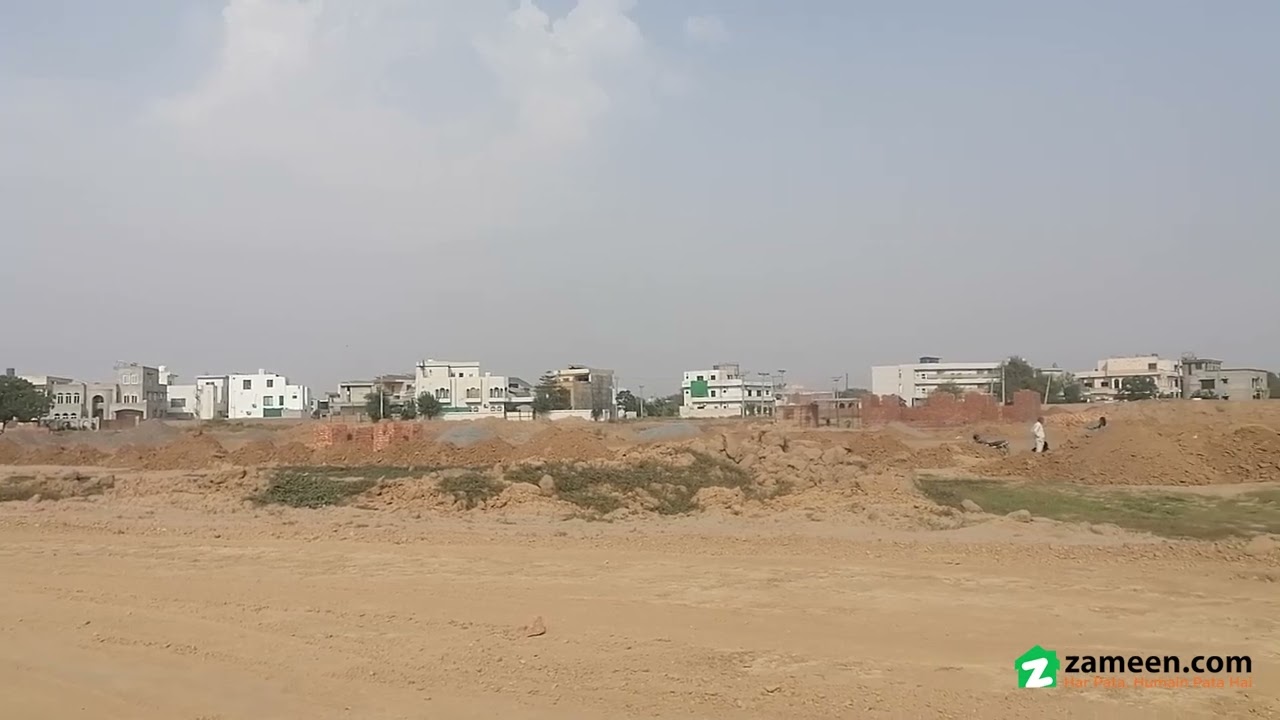 8 MARLA  COMMERCIAL PLOT FOR SALE IN BLOCK D UNION TOWN LAHORE