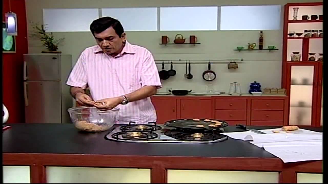 Crunchy Peanut Cookies by Sanjeev Kapoor