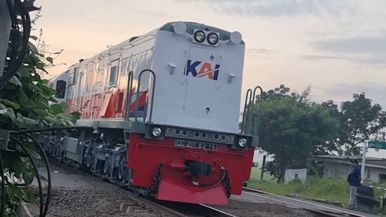 @WandaTau-ru8uu Morning Cimekar #keretaapi 