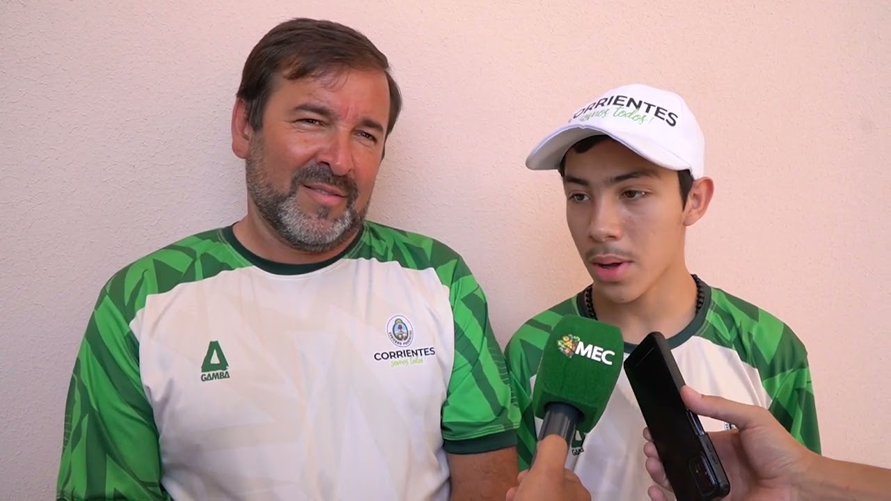 Clínica de natación adaptada en el Cenard