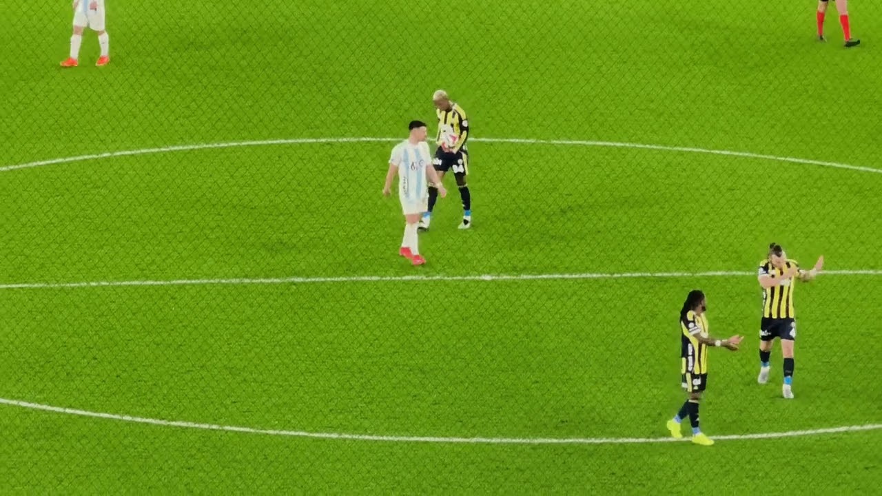Talisca’dan soğukkanlı penaltı golü! ⚽🔥😊 Beğenmeyi 👍, yorum yapmayı ve kanala abone olmayı unutmayın