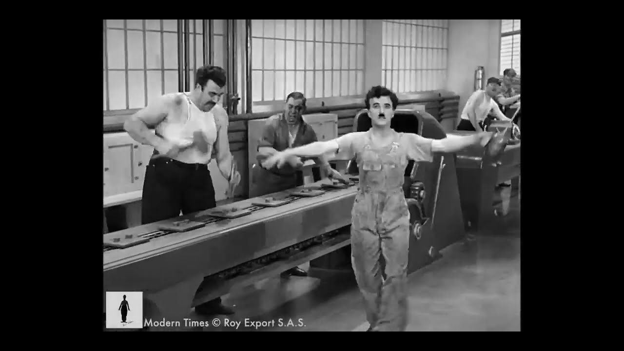 La scena della catena di montaggio nel film &ldquo;Tempi Moderni&rdquo; di Charlie Chaplin del 1936