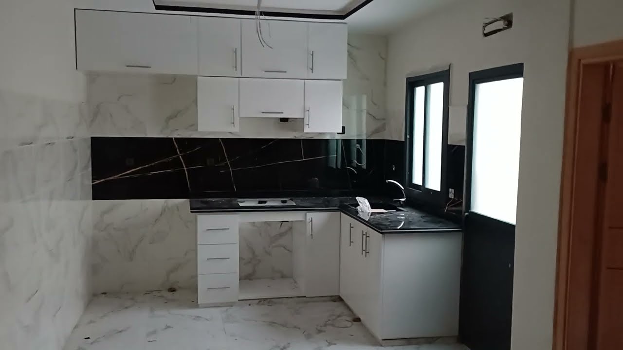 شوقا 90 متر سفلي للبيع  في كرسيف  قرب ابنوروشض.  0666923604