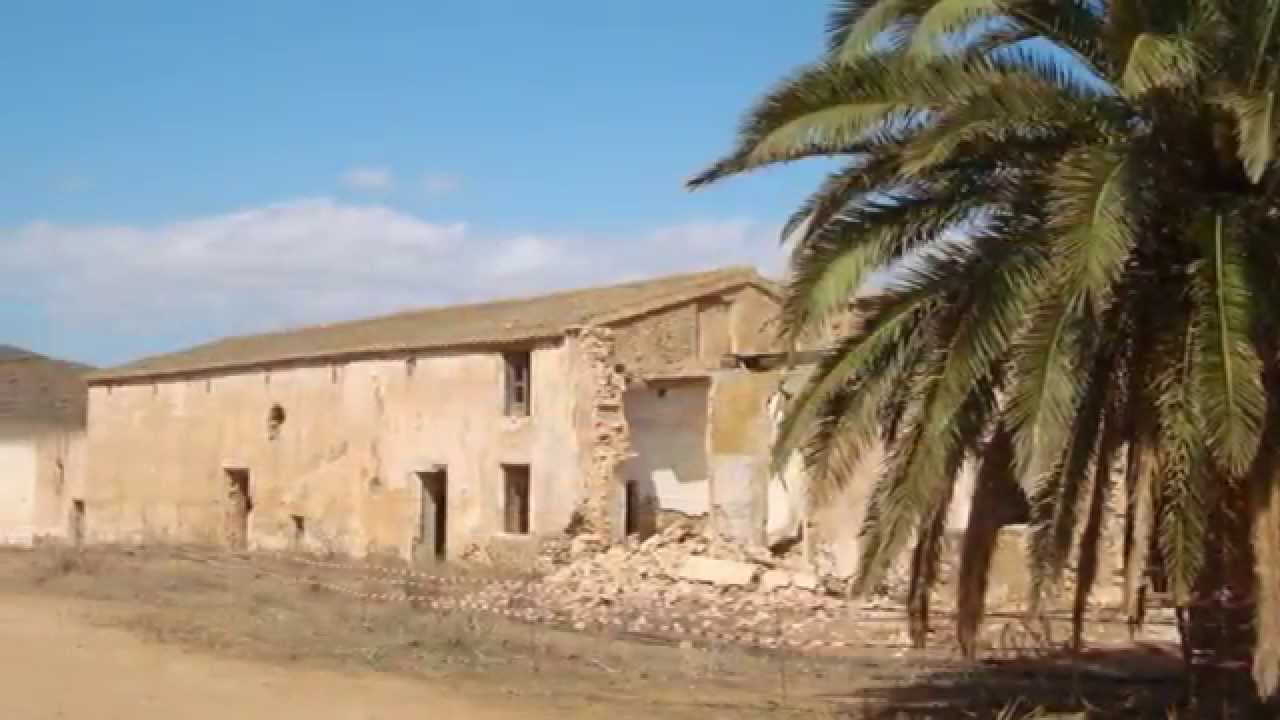 LOS ALBARICOQUES ALMERIA TIERRA DE CINE-LA MUERTE TENIA UN PRECIO.