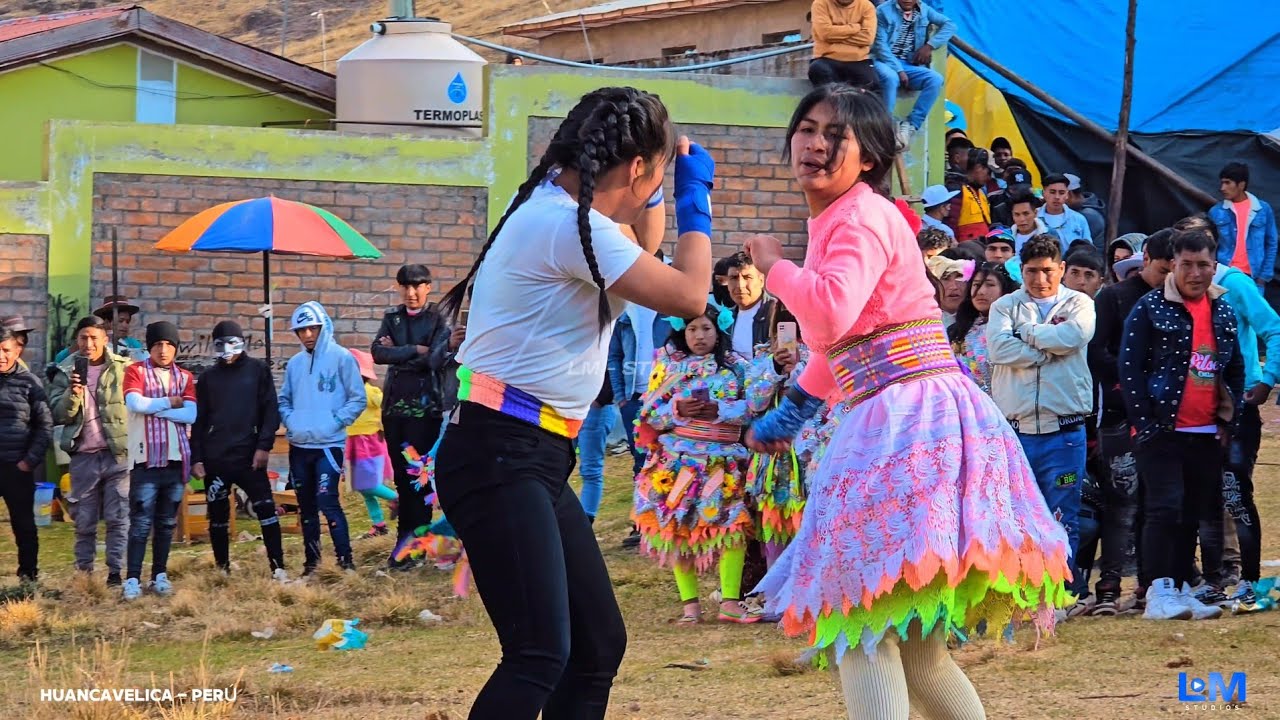 Tradicional Takanakuy en latinoamérica Perú vs Bolivia