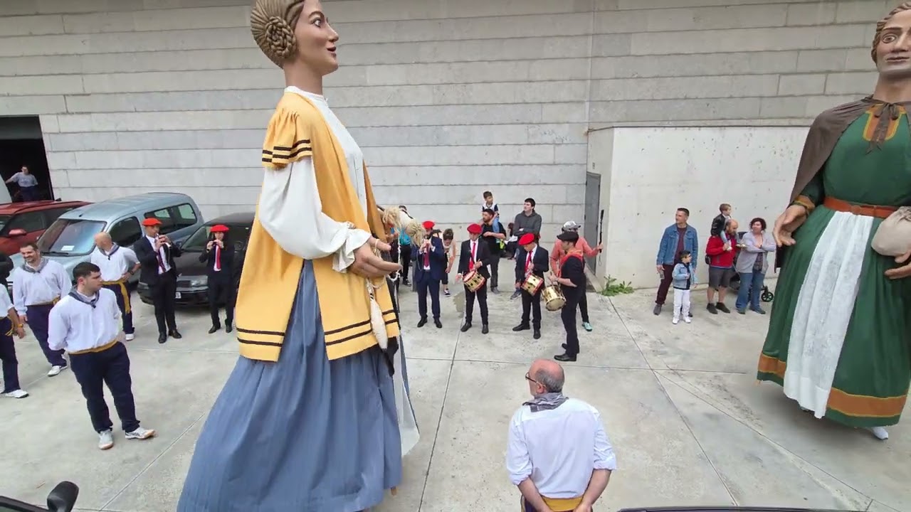 Atarrabiako Erraldoaik. 2025. Gigantes de Villava. Polonesa