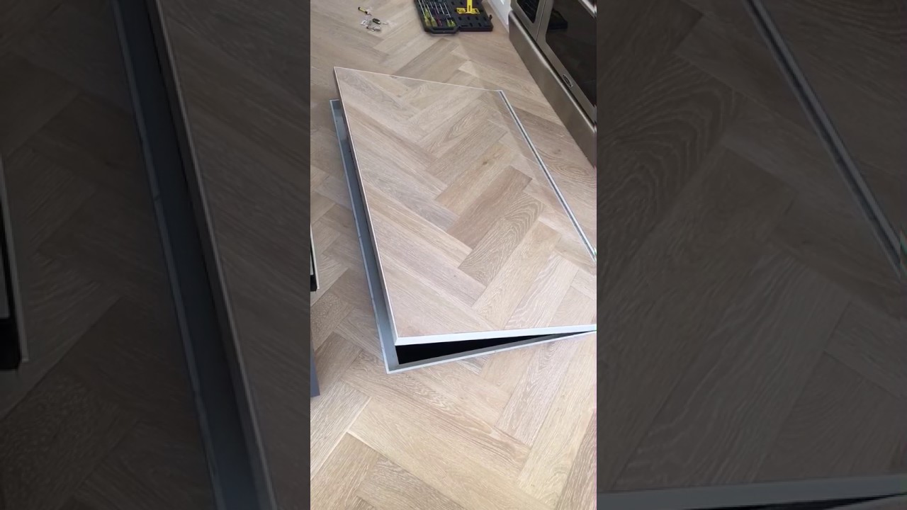 Linear actuator for hatch door in yacht or smart home.