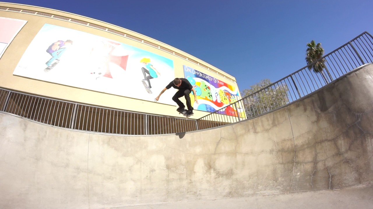 Charlie Blair Landon Belcher Lance wilewski at Barstow skateboard park skate park