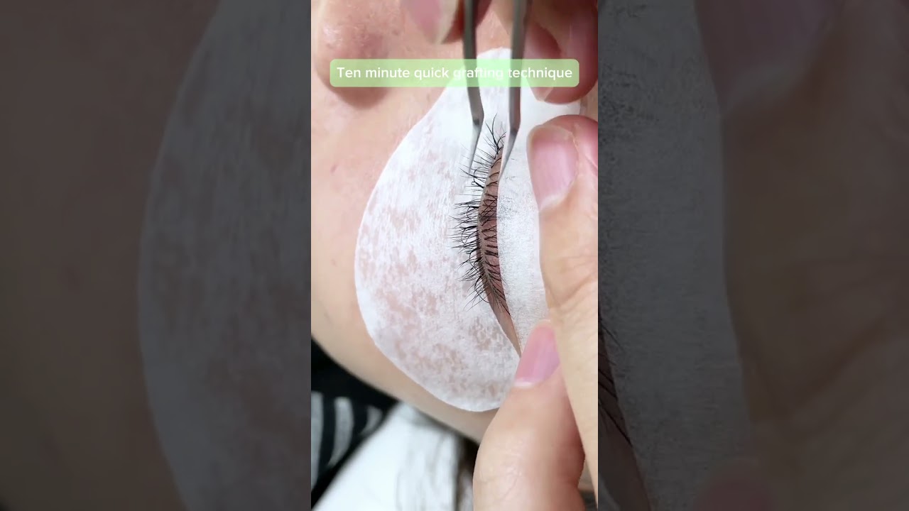 Ten minute quick grafting technique. #eyelashextensions #lashartistry #lashartists