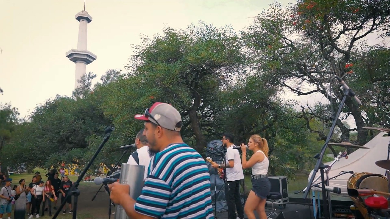 Negra, Ron y Velas en Vivo (Parque de la Ciudad) Ron & Velas Oficial
