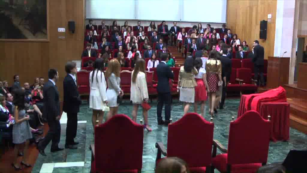 Graduación Facultad de Derecho Universidad de Valladolid. Promoción 2007-2012. 1. Entrada.wmv