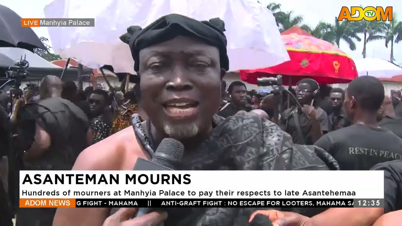 ASANTEMAN MOURNS: Hundreds of mourners at Manhyia Palace to pay their respects to late Asantehemaa
