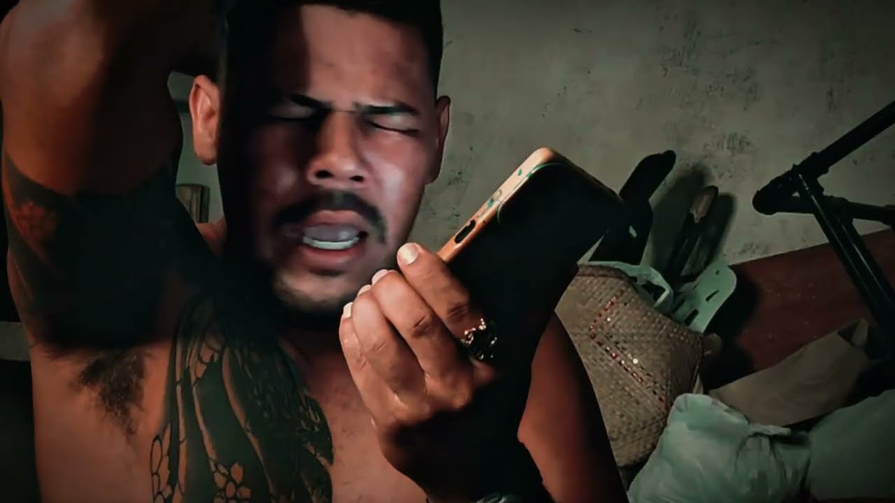 A beira do colapso é música e clip produzida em conscientização a depressão (MC boie-pdr produções)