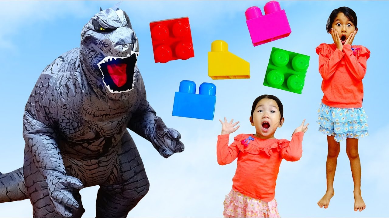 ごっこ遊び☆いじわるしちゃダメ！！ミニ怪獣と怪獣にお仕置きだ～！ブロック遊びと巨大飴☆himawari-CH