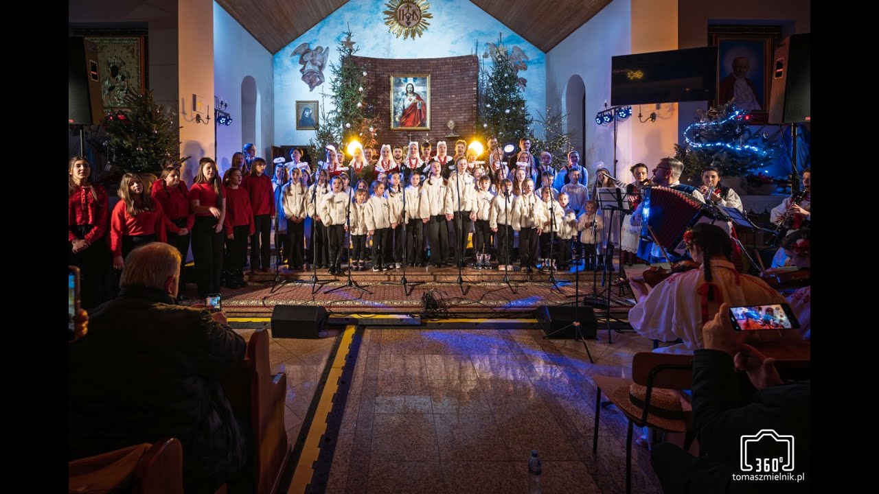 „Śpiewajcie i grajcie Mu” – noworoczne kolędowanie w Dąbkowie, gm Lubaczów. 4K