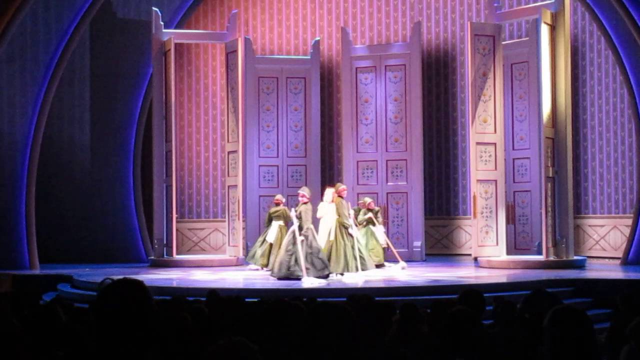 Frozen Live at the Hyperion theater DCA (first 30 minutes)