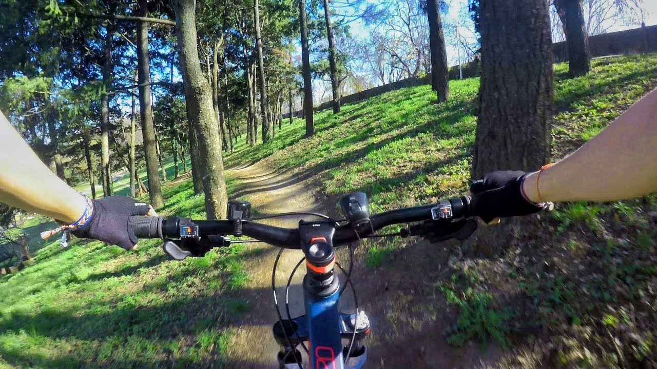 TESTING MY NEW BIKE - Rockrider ST 520