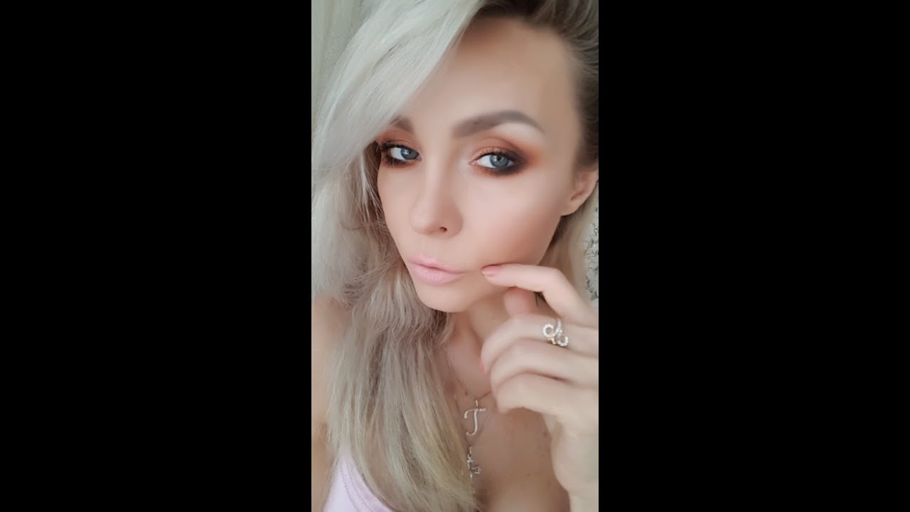 Makeup tutorial by Natasha Denona/Макияж с косметикой от Наташа Денона