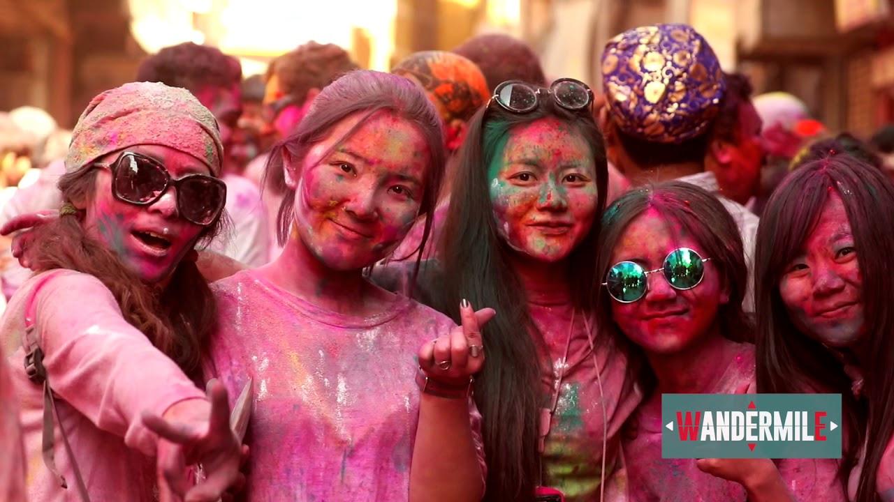 Holi in Mathura - Riot of Colors