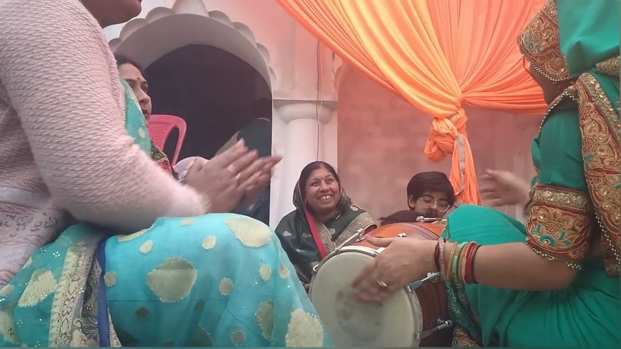 ,#bhakti#naiDulhan  ne Gaye bhole Baba ka bahut sundar sa geet 🙏🙏