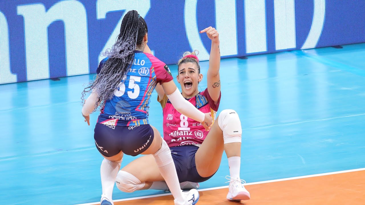 UNBELIEVABLE defence-point by ALESSIA ORRO vs Fenerbahce