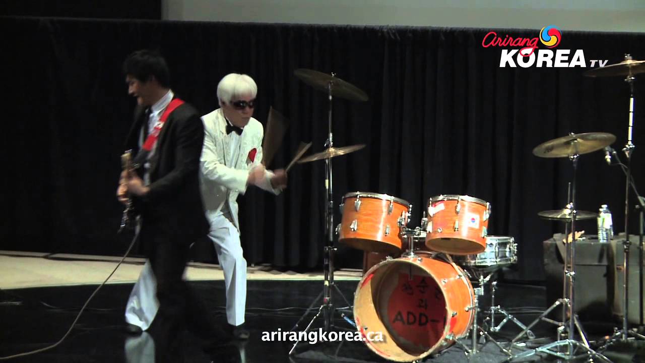 Korean Drummer Takes Over The Show @ 2012 AKSFF