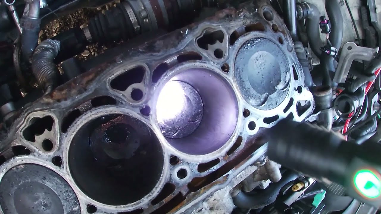 VW CC 2.0 TSI Cylinder Head Removal What's The Damage?!