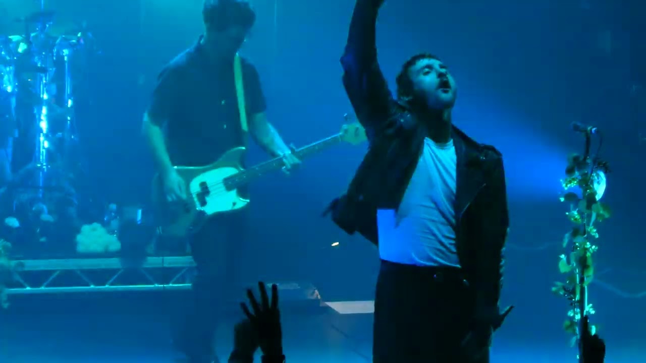 Kids in Glass Houses - Give Me What I Want - London O2 Shepherds Bush Empire 18th December 2025