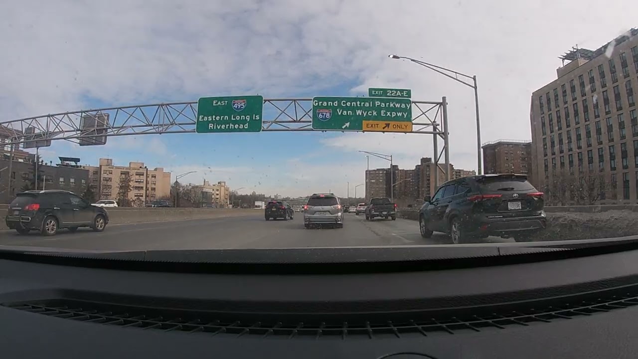 Queens, New York - Long Island City to East Elmhurst